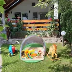 Nyaraló Lahor Bihać