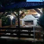 Lahor * Bihać