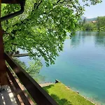 Lahor 펜션 Bihać