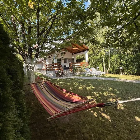 Lahor Vakantiehuis *